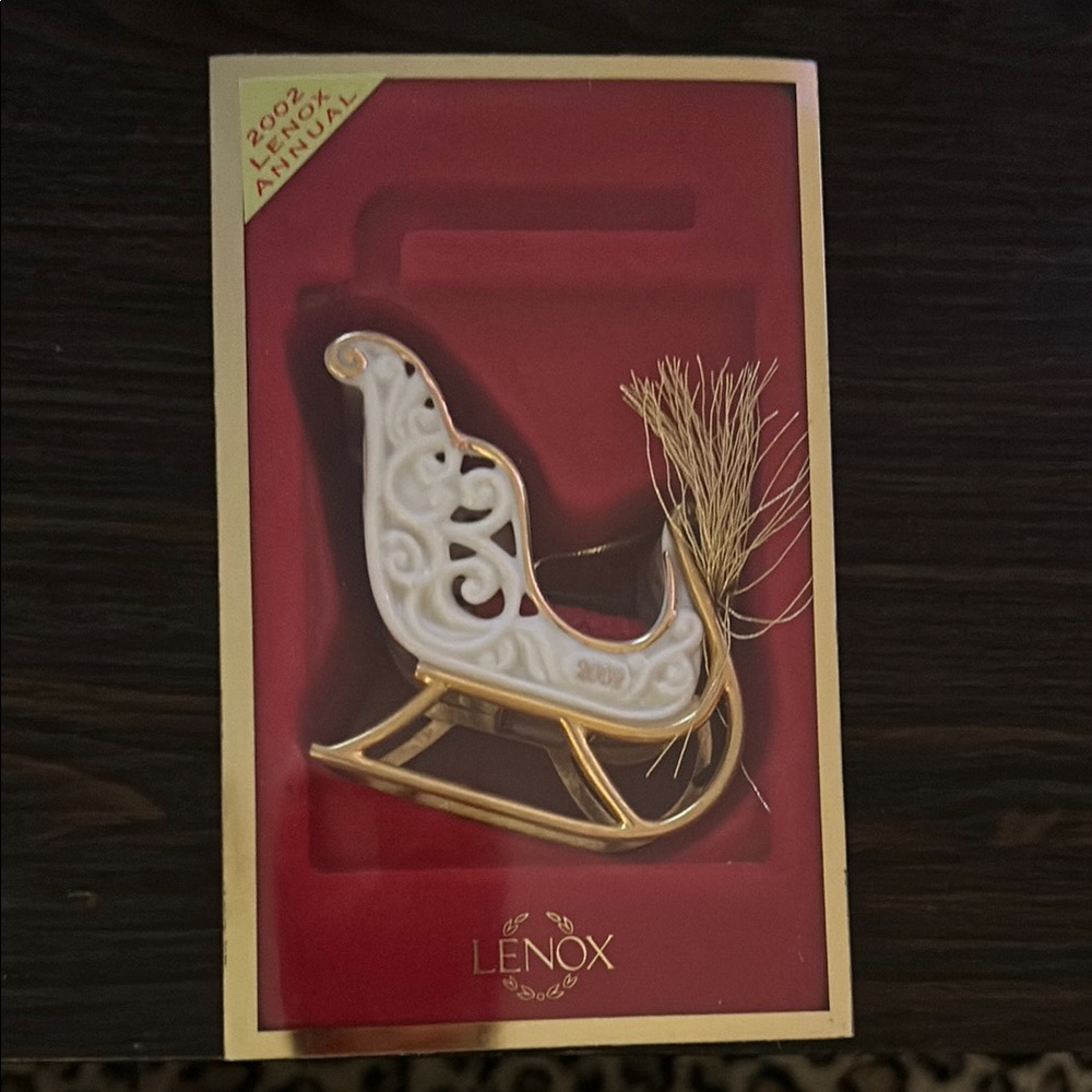 Lenox Sleigh 2002